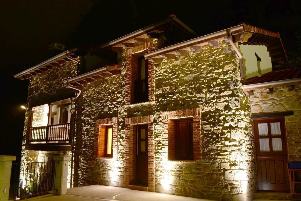 Casa Rural Manuel De Pepa Xuaca Tuilla Exteriér fotografie